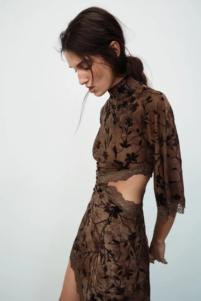 FLOCKED MINI DRESS WITH OPENING – image 5