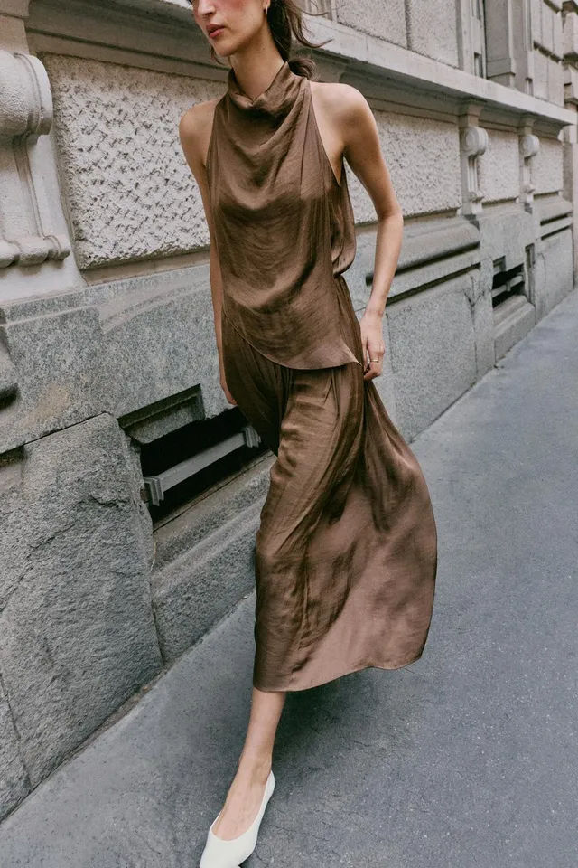 SATIN MIDI DRESS – image 3