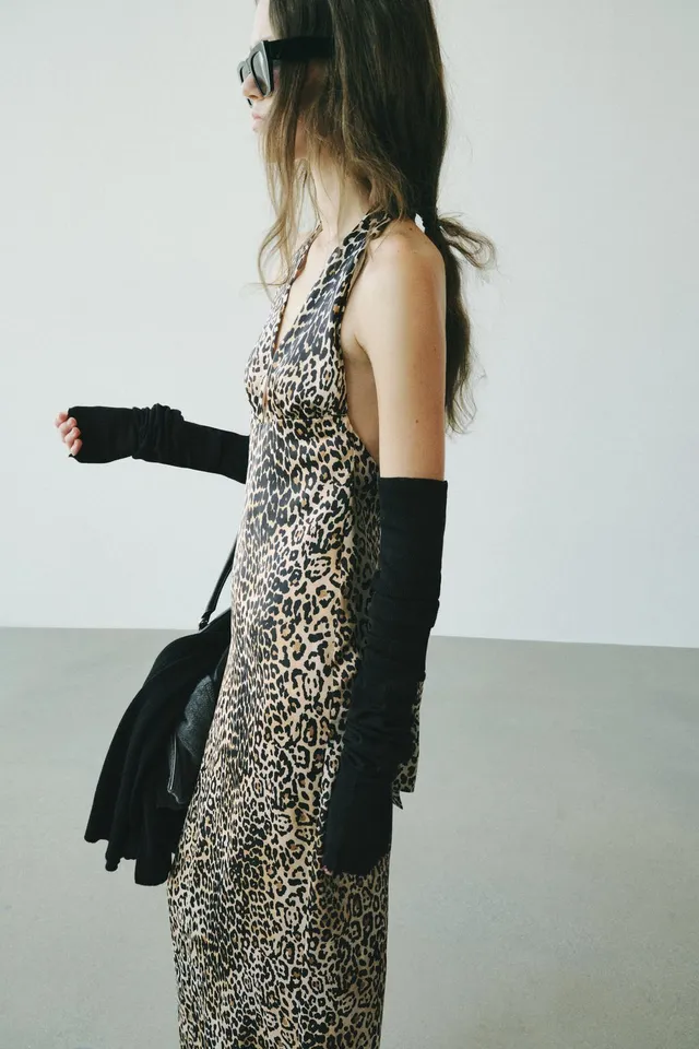 LONG SATIN HALTER DRESS – image 4
