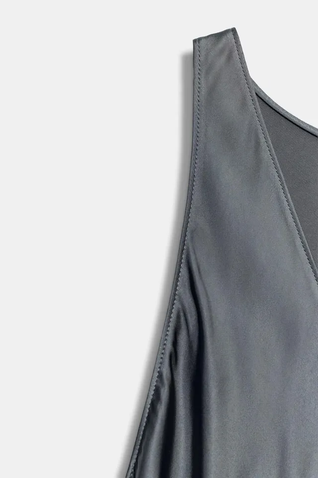 فستان طويل من الساتان من تشكيلة zara – صورة 8