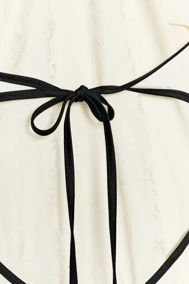 JACQUARD MIDI DRESS WITH FROG FASTENING – image 8
