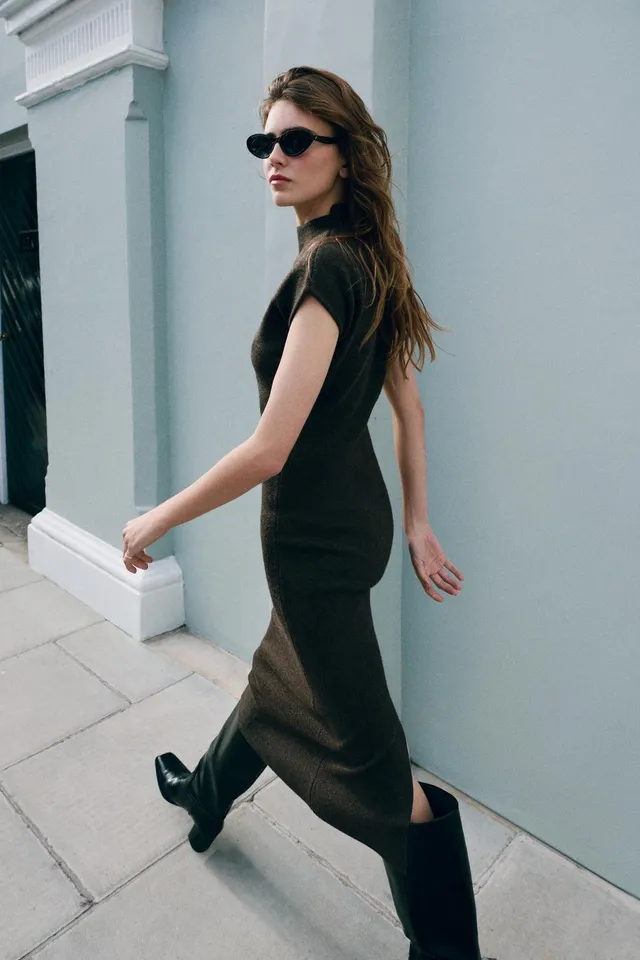 LONG KNIT DRESS – image 3