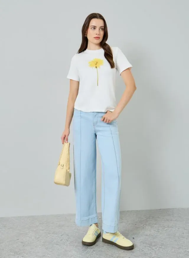 Floral Graphic Print T-Shirt White – image 2