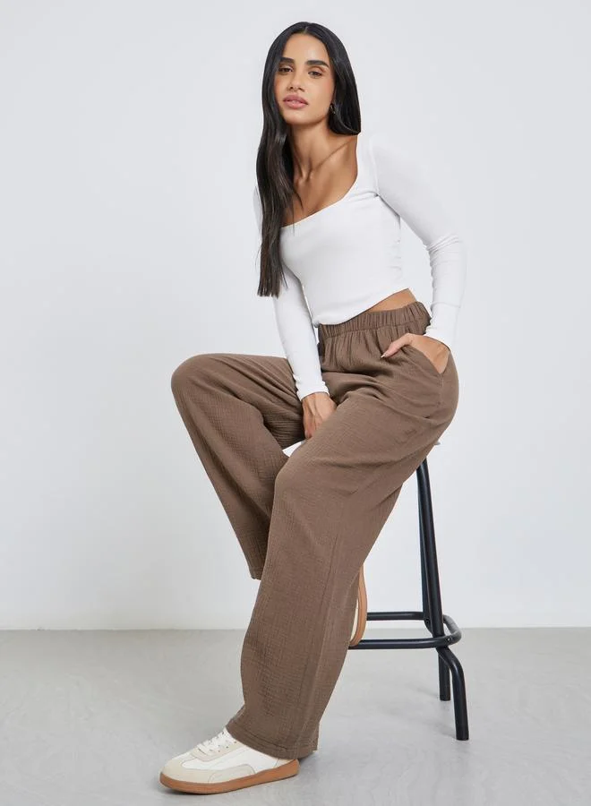 Styli Women's Double Gauze Wide Leg Pants Brown