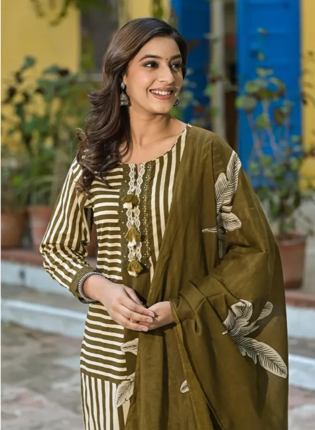 Women's Cotton Kurta Set Red – image 2