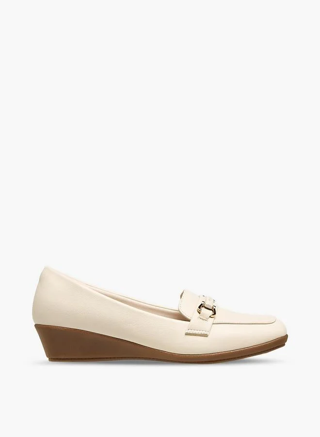 Flora Bella Women's Slip-On Loafers Cream