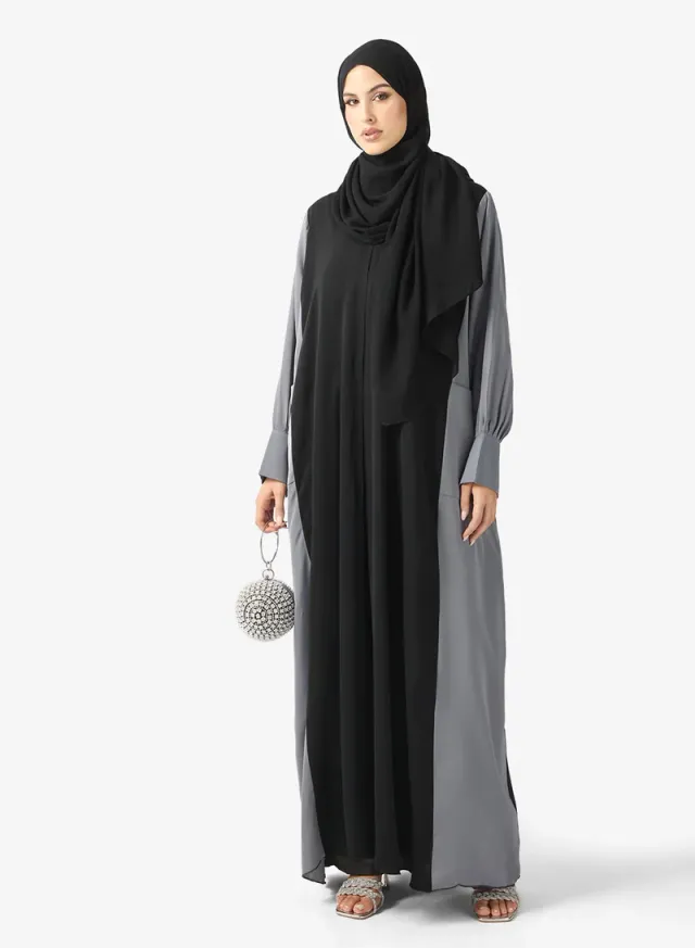 Black Abaya with Patterned Border and Matching Sheila - Ramadan Style – image 5
