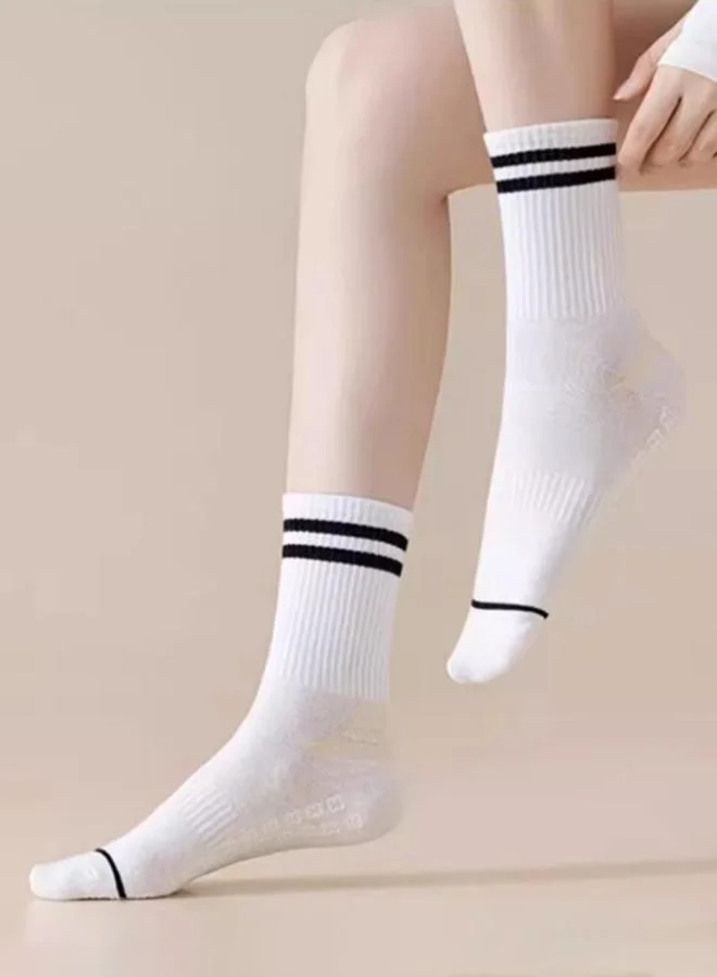 جوارب بوسادات سيليكون وخطوط مزدوجة