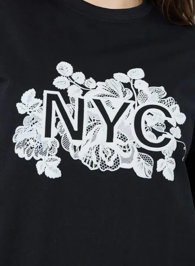 Women's Oversized Graphic T-Shirt Black – image 4