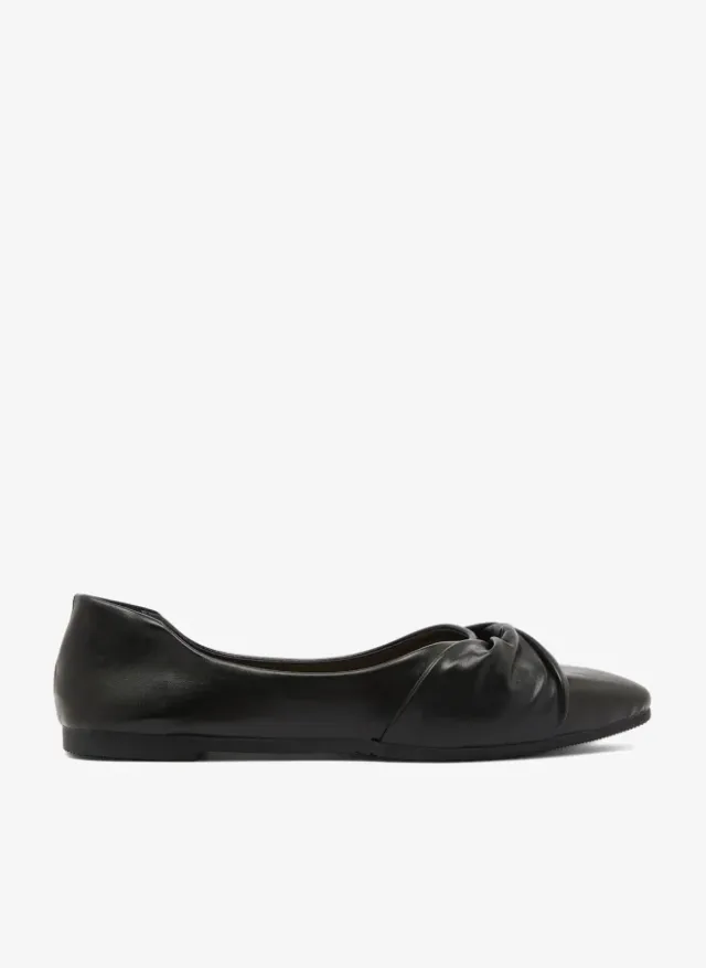 Two-Tone Pointed Toe Open Back Pumps Black