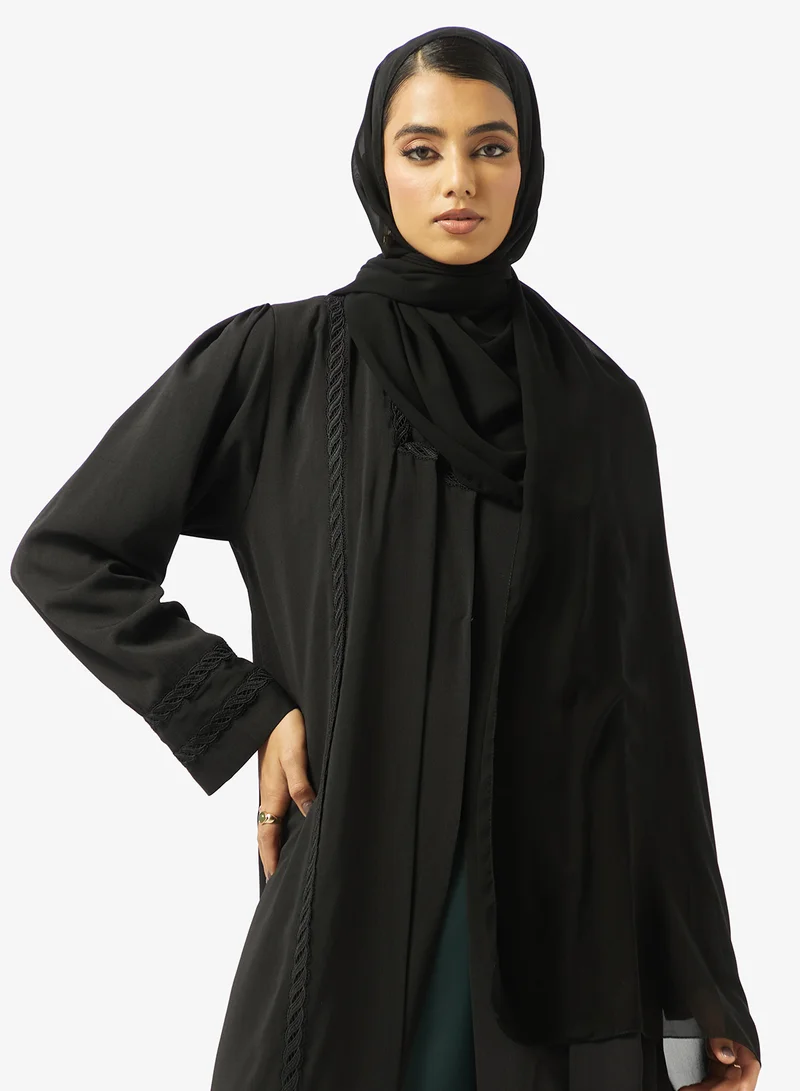 عباية مطرزة مع شيلة - أسود