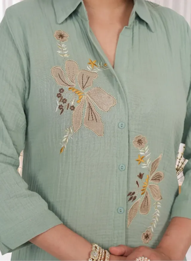 Sage Green Cotton Embroidered Women's Co-ord Set - 2 Pieces – image 4