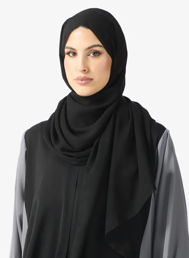 Black Abaya with Patterned Border and Matching Sheila - Ramadan Style – image 4