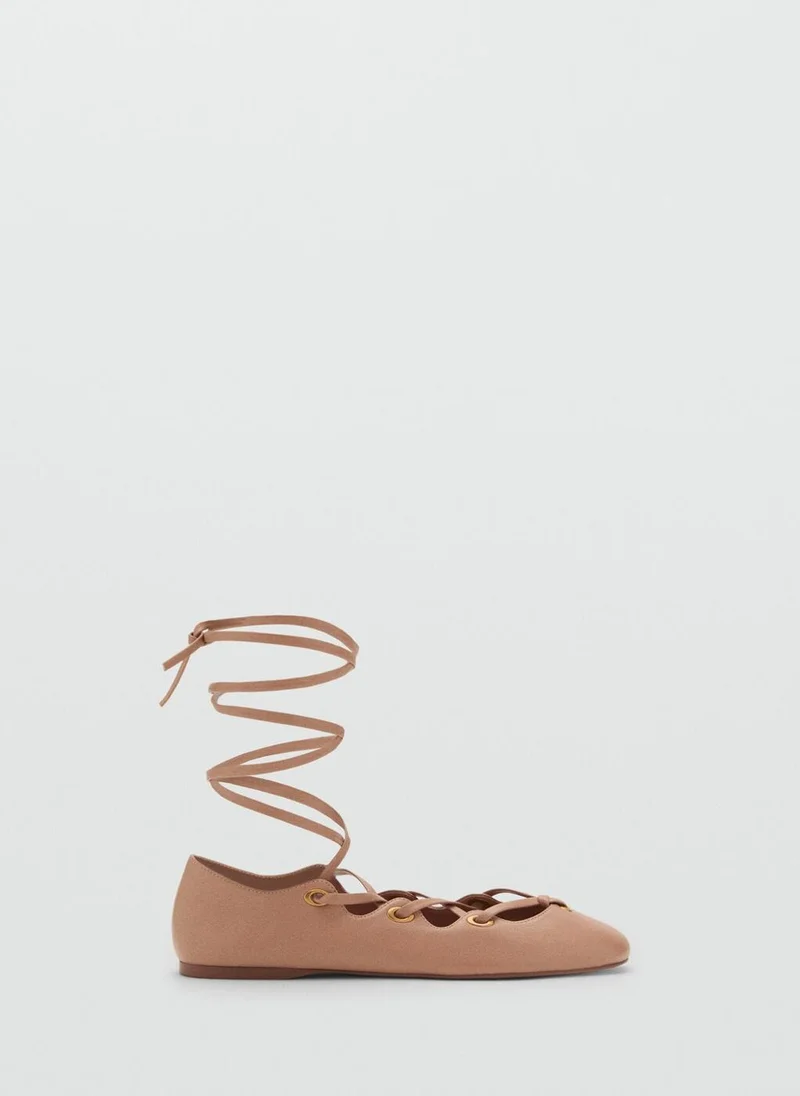Cross-Strap Ballerina Flats