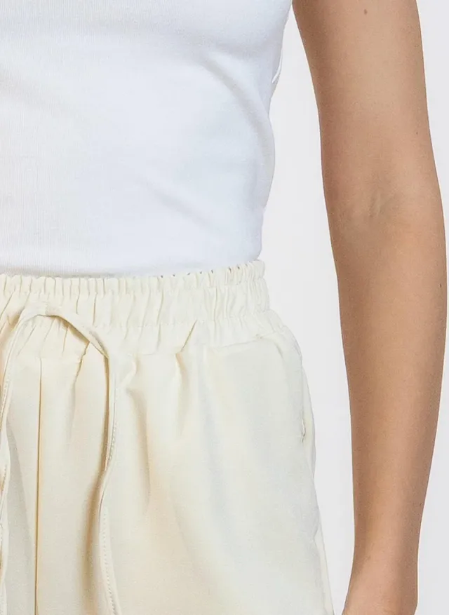 Women's Slim Fit Cropped Elastic Waist Trousers – image 5