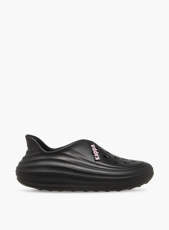 شباشب نسائية سهلة الارتداء