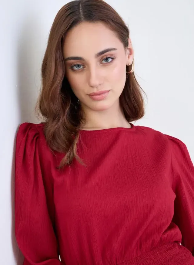 فستان بحزام وأزرار – صورة 4