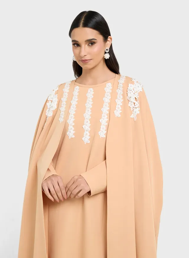 Light Beige Maxi Abaya Dress with White Floral Embroidery – image 3