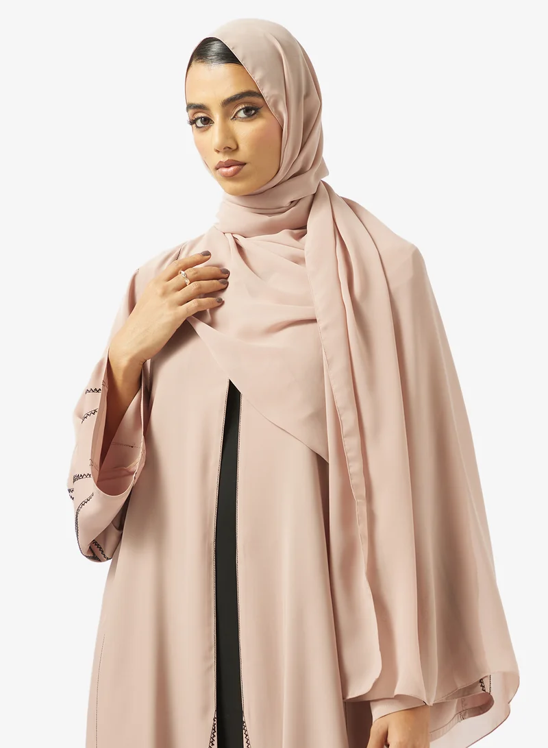 طقم عباية وشيلة مطرزة