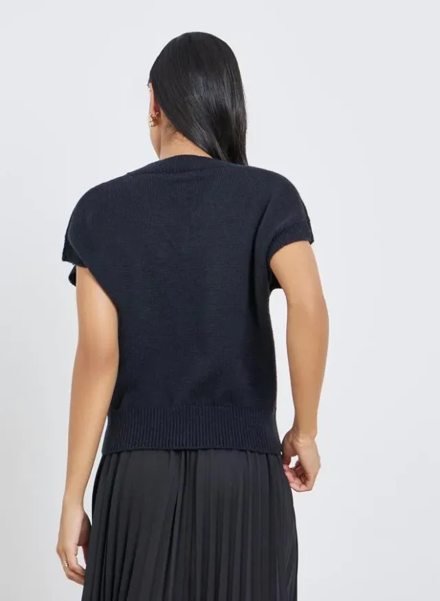 Styli Women Boxy Knit Vest Black – image 5