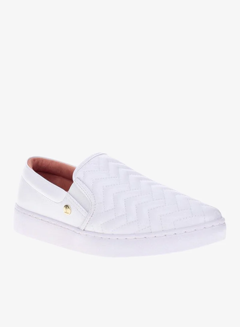 Slip-On Shoes for Women – Lightweight, Stylish & Easy Everyday Footwear
