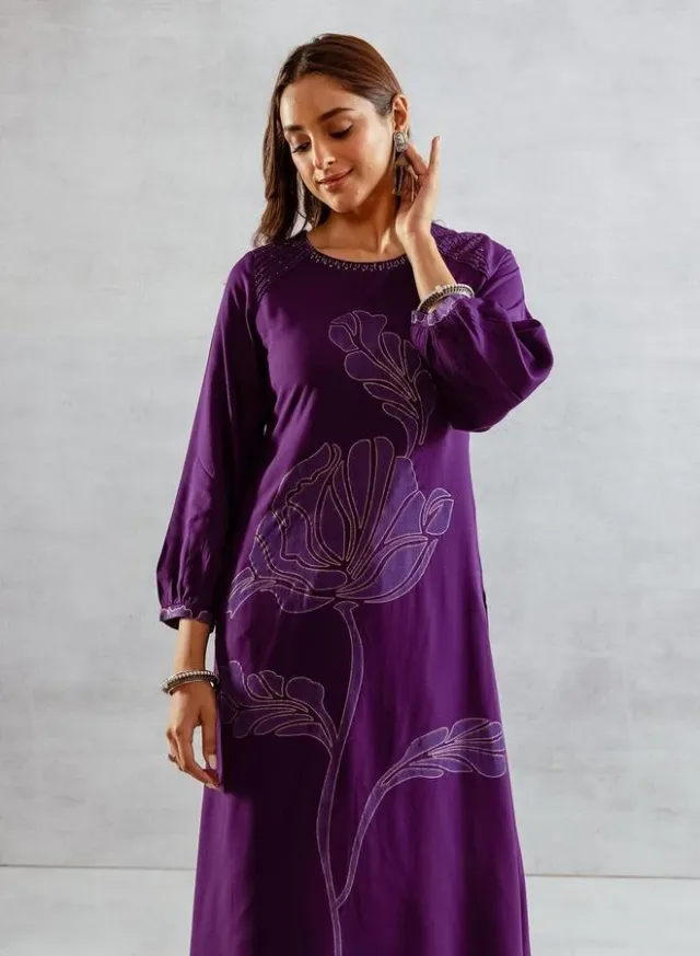 Ishin Women's Deep Purple Rayon Printed 2-Piece Kurta Palazzo Set – image 6