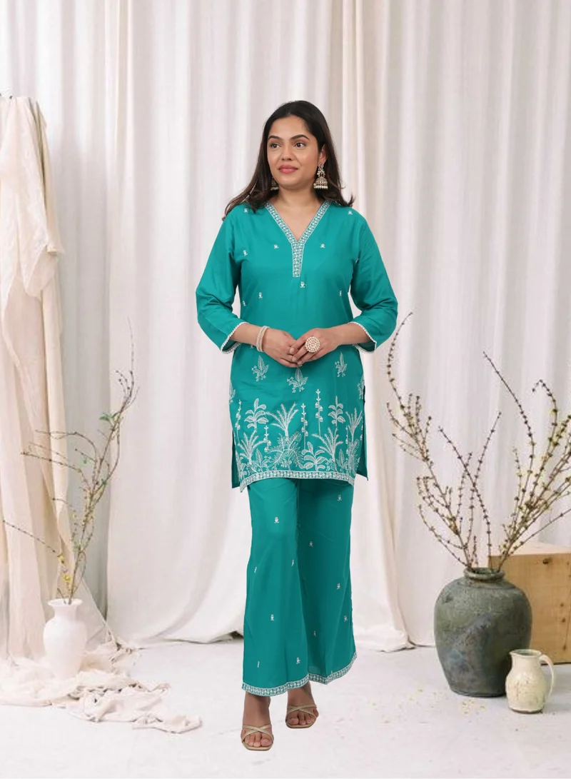 Embroidered Kurta Pant Set Green