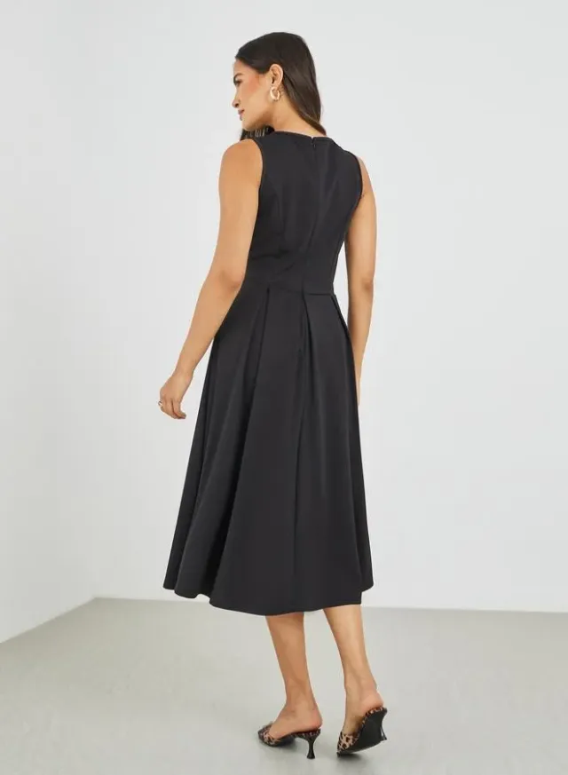 Sleeveless Buttoned A-Line Midi Dress – image 5