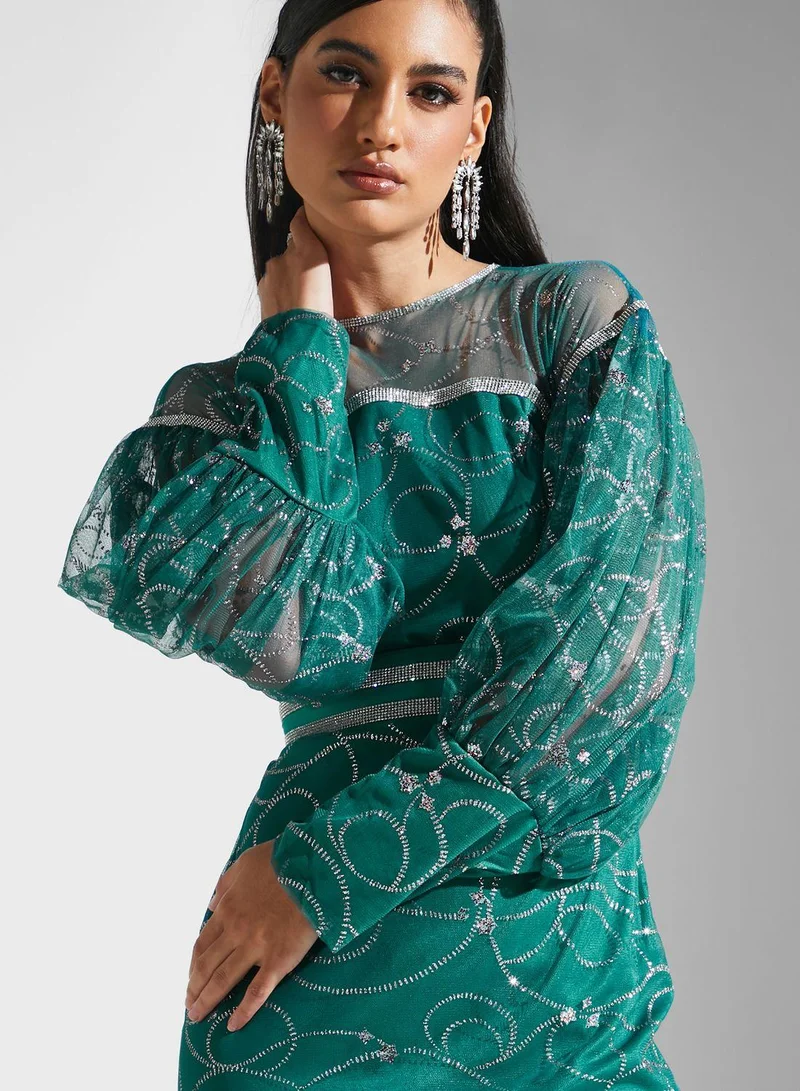 فستان سهرة مزين