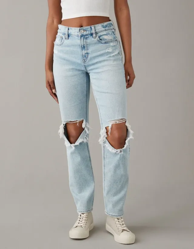 AE Super High-Waist Ripped Straight Jean