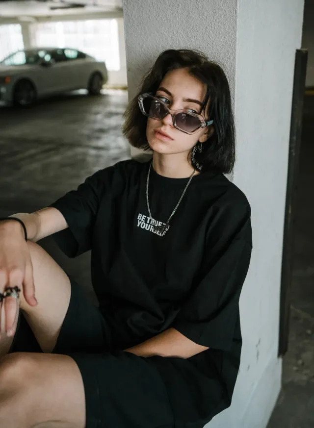 Unisex Black Cotton Oversized High-Rise Shorts - UAE – image 5