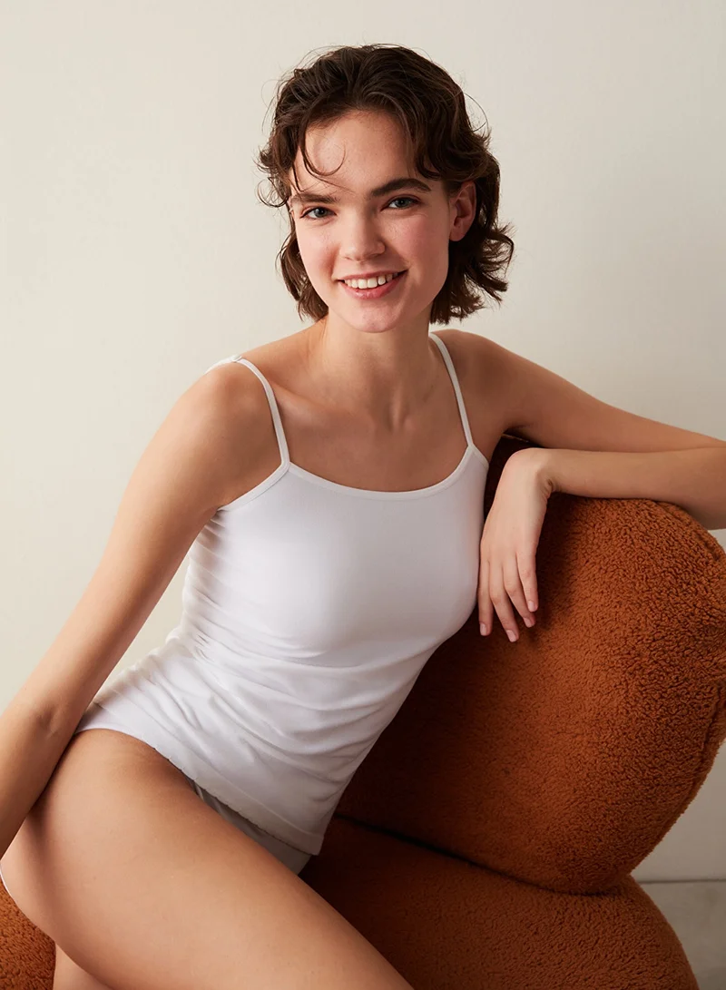 Nu Basic Athlete White