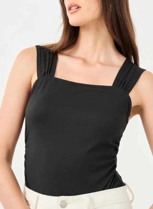 بودي سوت نسائي بياقة مربعة بلون خمري – صورة 4