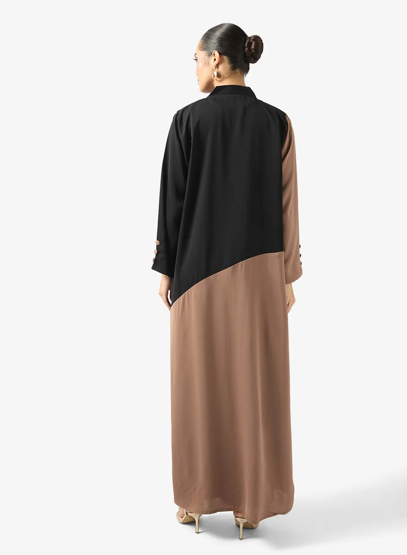 عباية وشيلة بألوان متداخلة