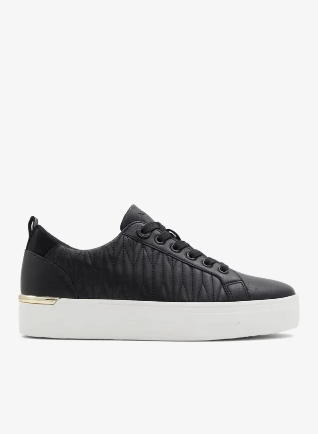 Lace-Up Low Top Sneakers Black