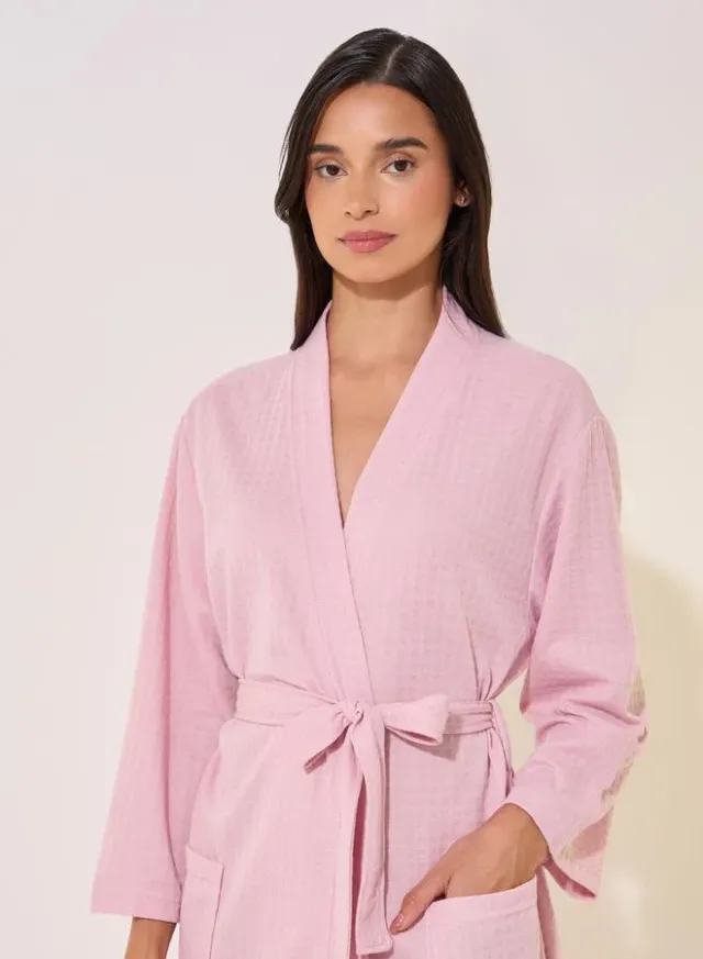 Textured Long Sleeve Tie-Waist Robe – image 3