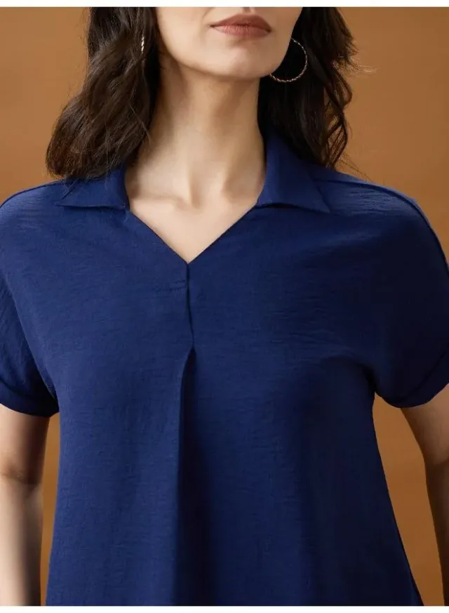 Women's Crepe V-Neck Workwear Top with Extended Sleeves – image 5