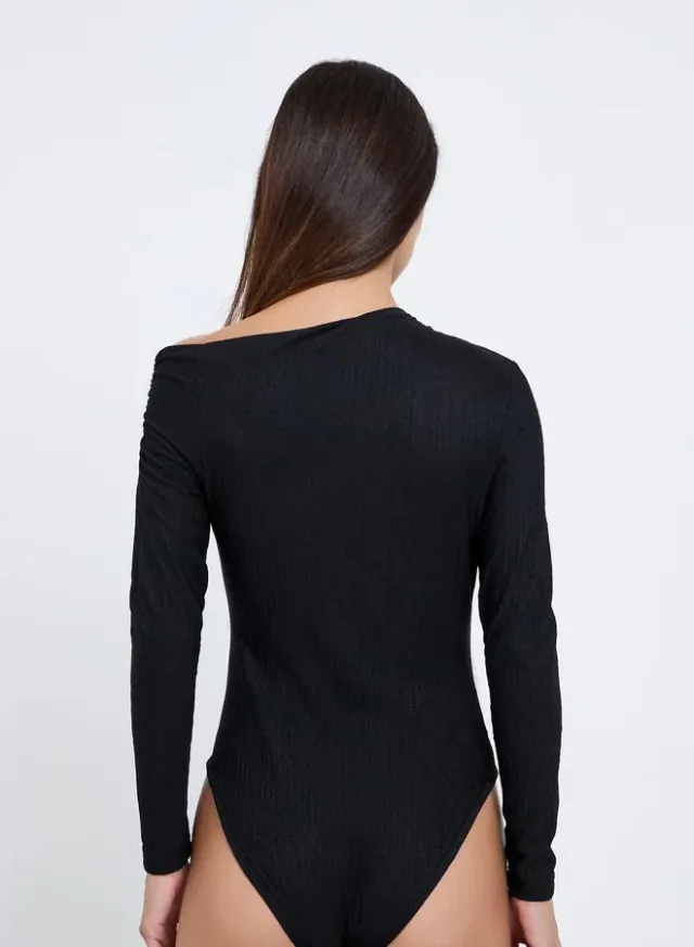 Black One-Shoulder Sleeveless Skinny Fit Bodysuit – image 6