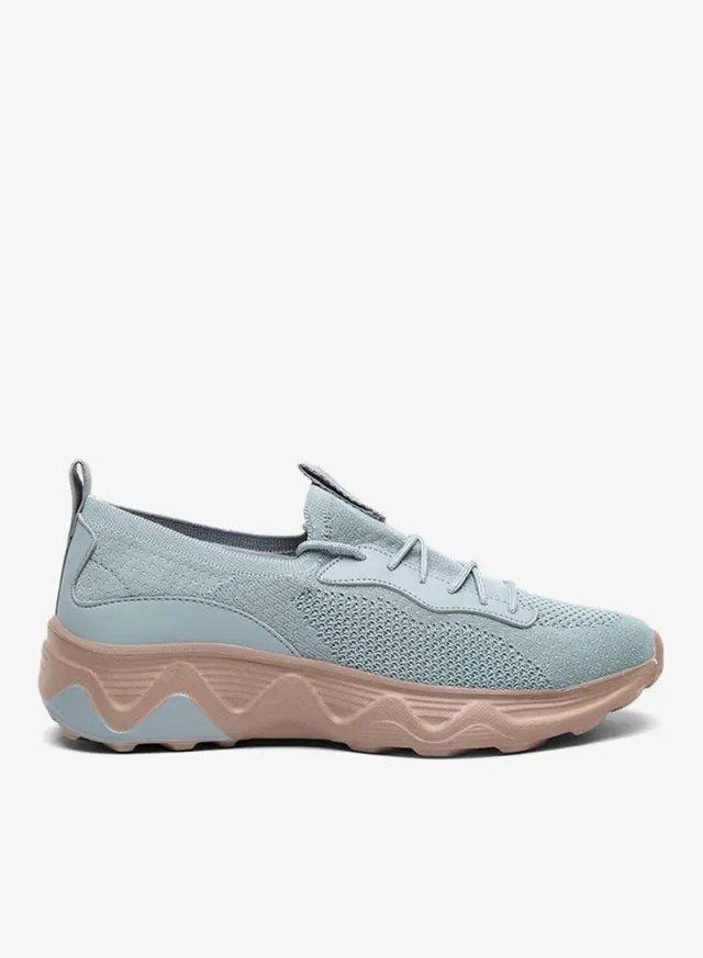 Women's Patterned Sole Low Top Sneakers Light Blue