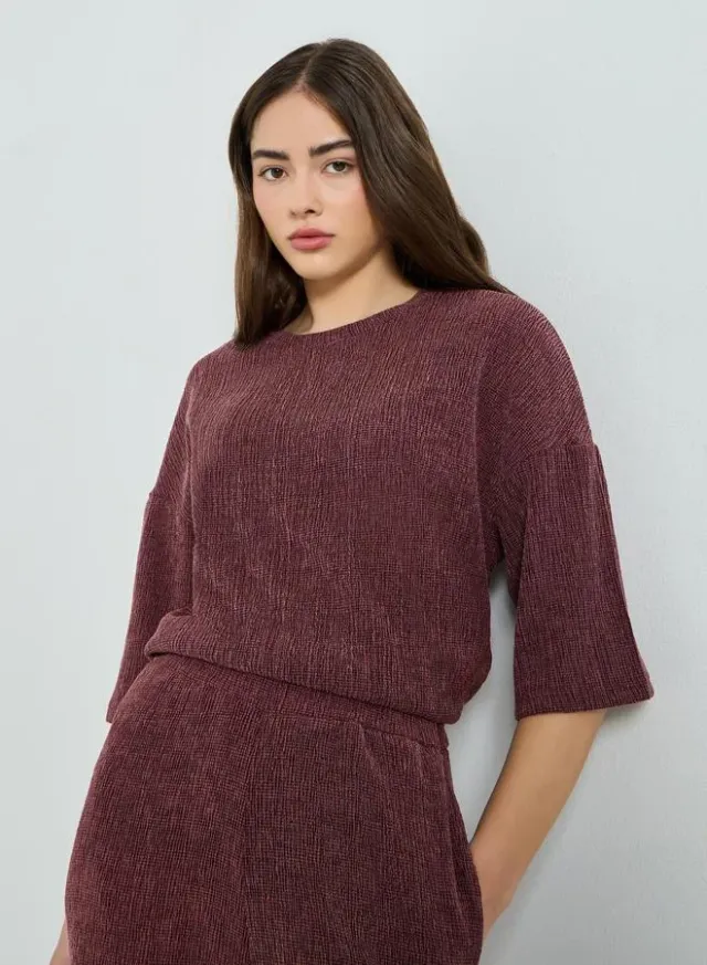 Oversized Textured Knit Top Burgundy – image 3