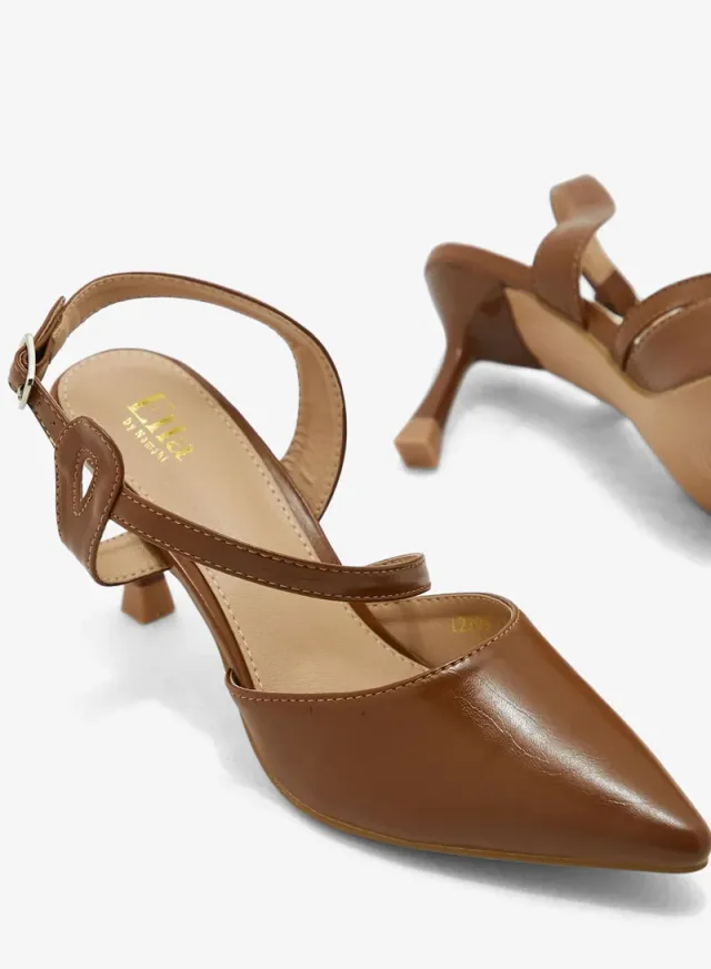 Shiny Asymmetric Strap Pointed Pumps – image 4