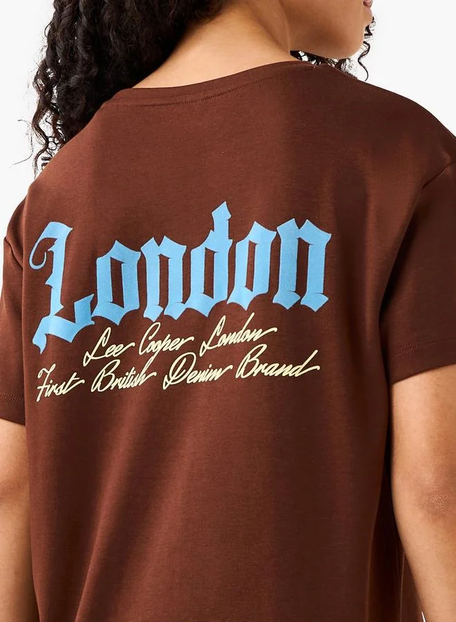 تيشيرت قطني بطبعة شعار Lee Cooper بني