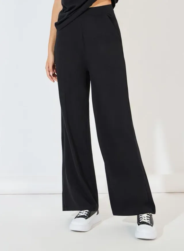 Short Sleeve T-Shirt and Wide Leg Joggers Set – image 4