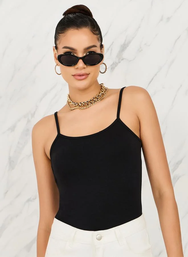 Styli Fitted Scoop Neck Strappy Tank Black