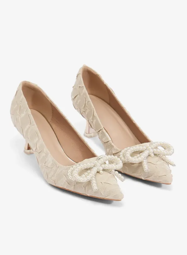 Rhinestone Bow Mid-Heel Pumps – image 4