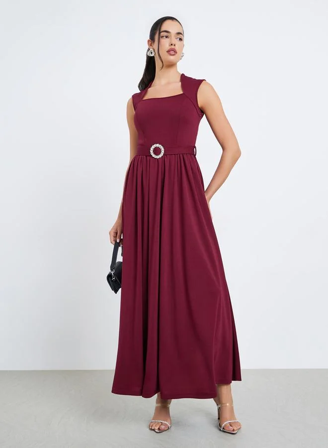Women's Belted A-Line Maxi Dress Burgundy