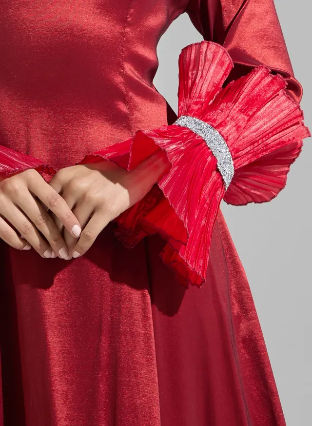 Deep Red Off-Shoulder Maxi Evening Dress (UAE) – image 4