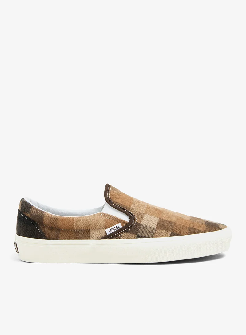 Classic Slip-On Shoes Brown