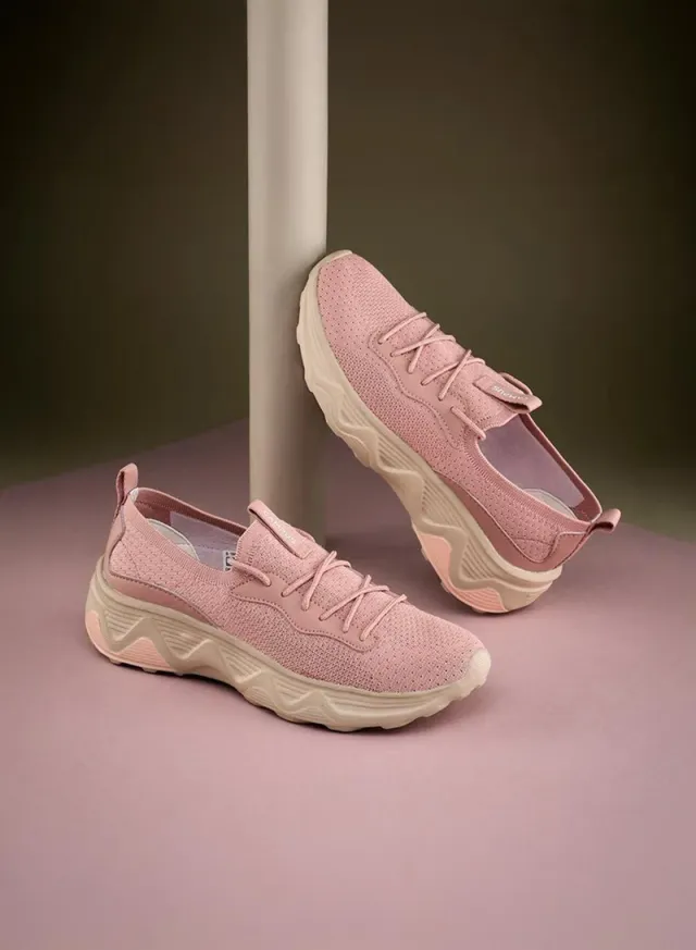 Women's Patterned Sole Low Top Sneakers – image 3