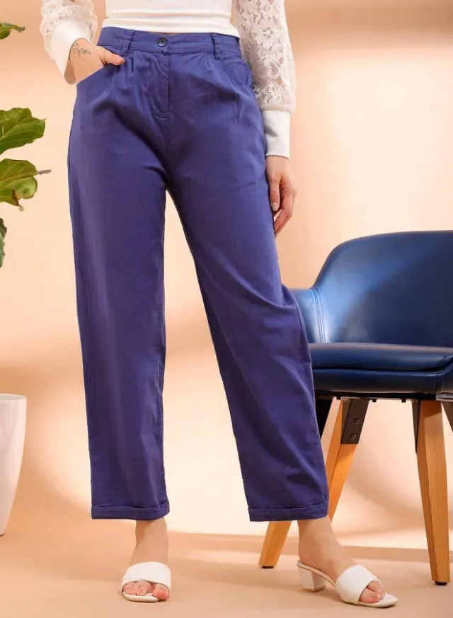 Women's Mid-Rise Pleated Pants – image 7